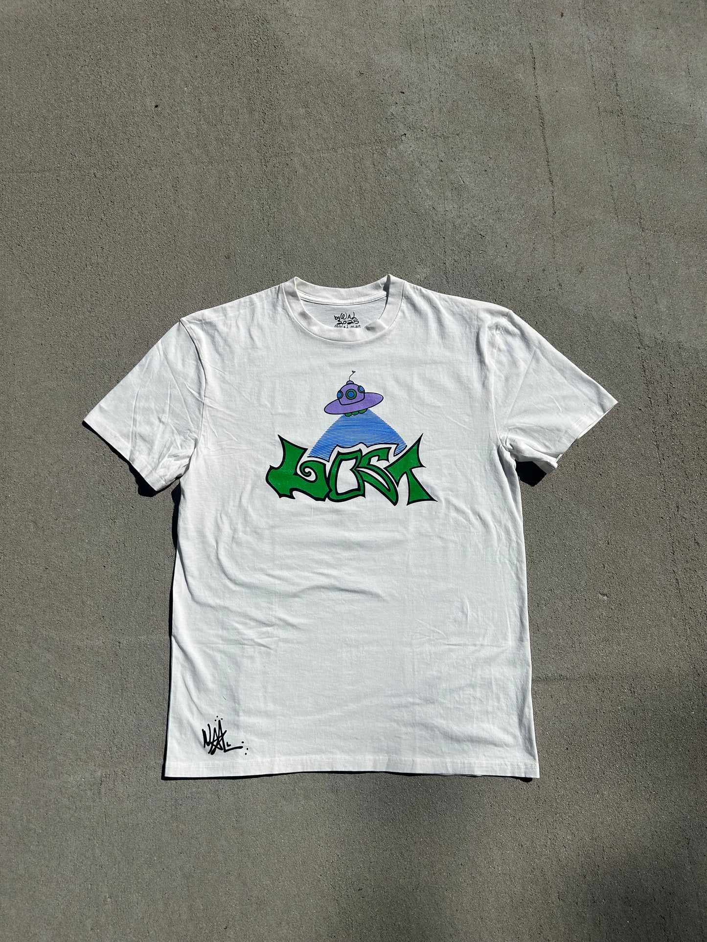 ***LOST UFO t shirt